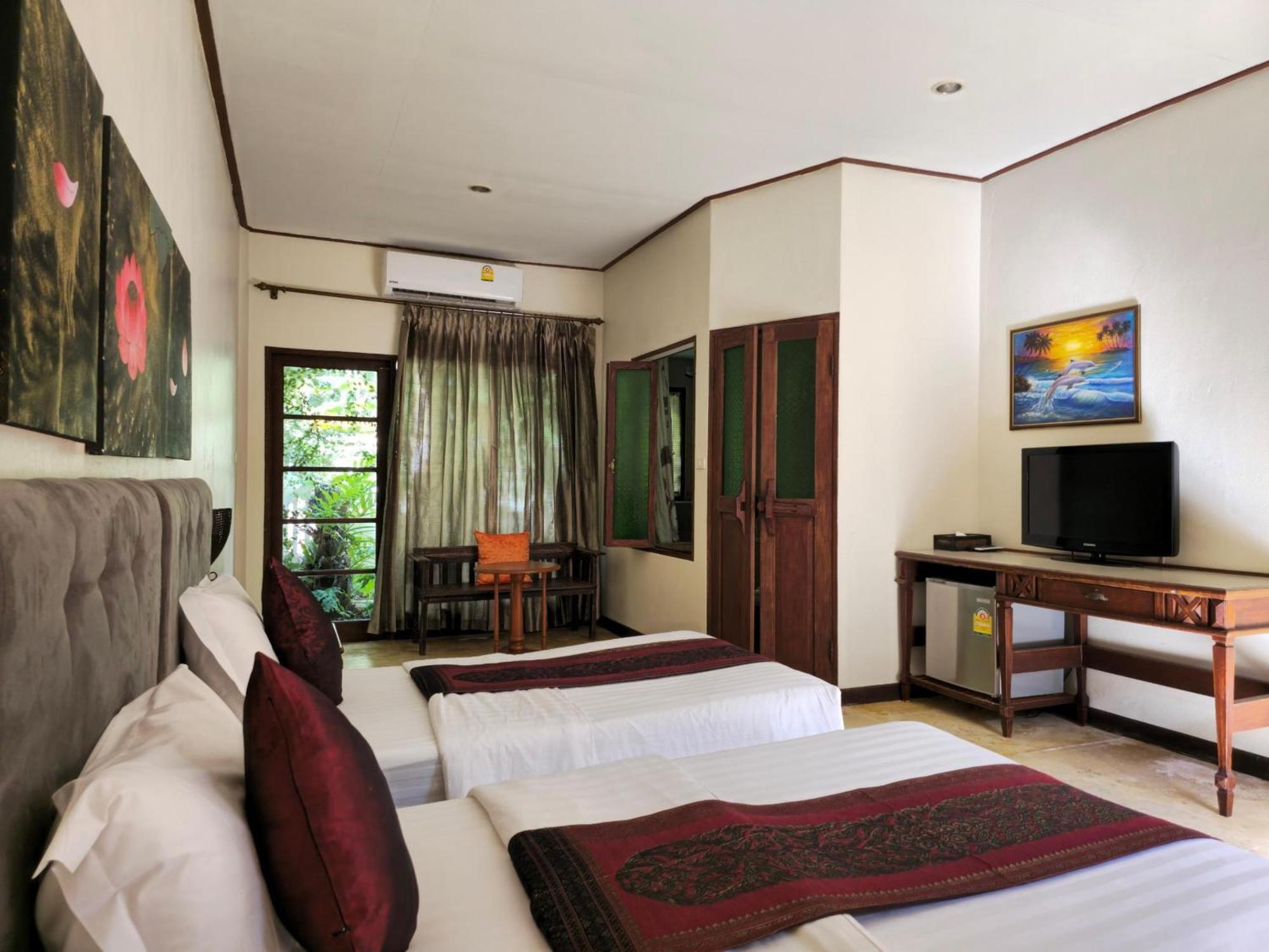 Baan Panwa Resort Exterior photo