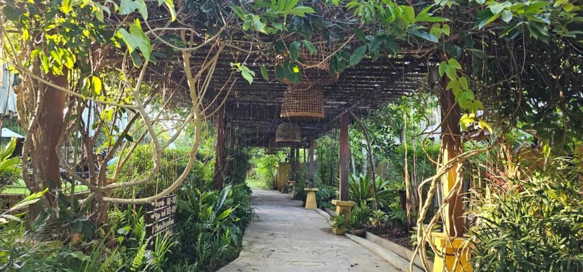 Baan Panwa Resort Exterior photo